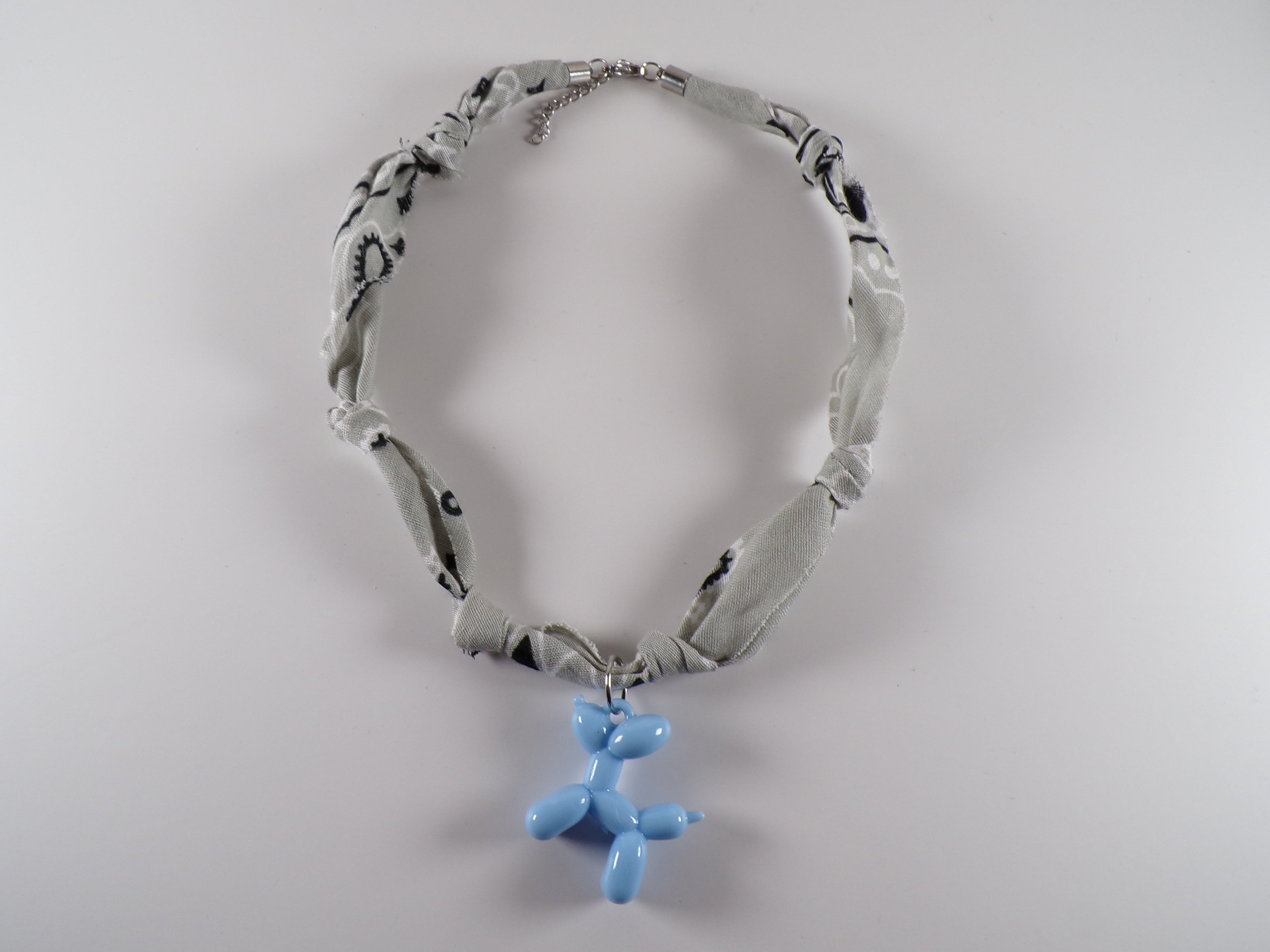 Balloon Dog Bandana Necklaces (varios)