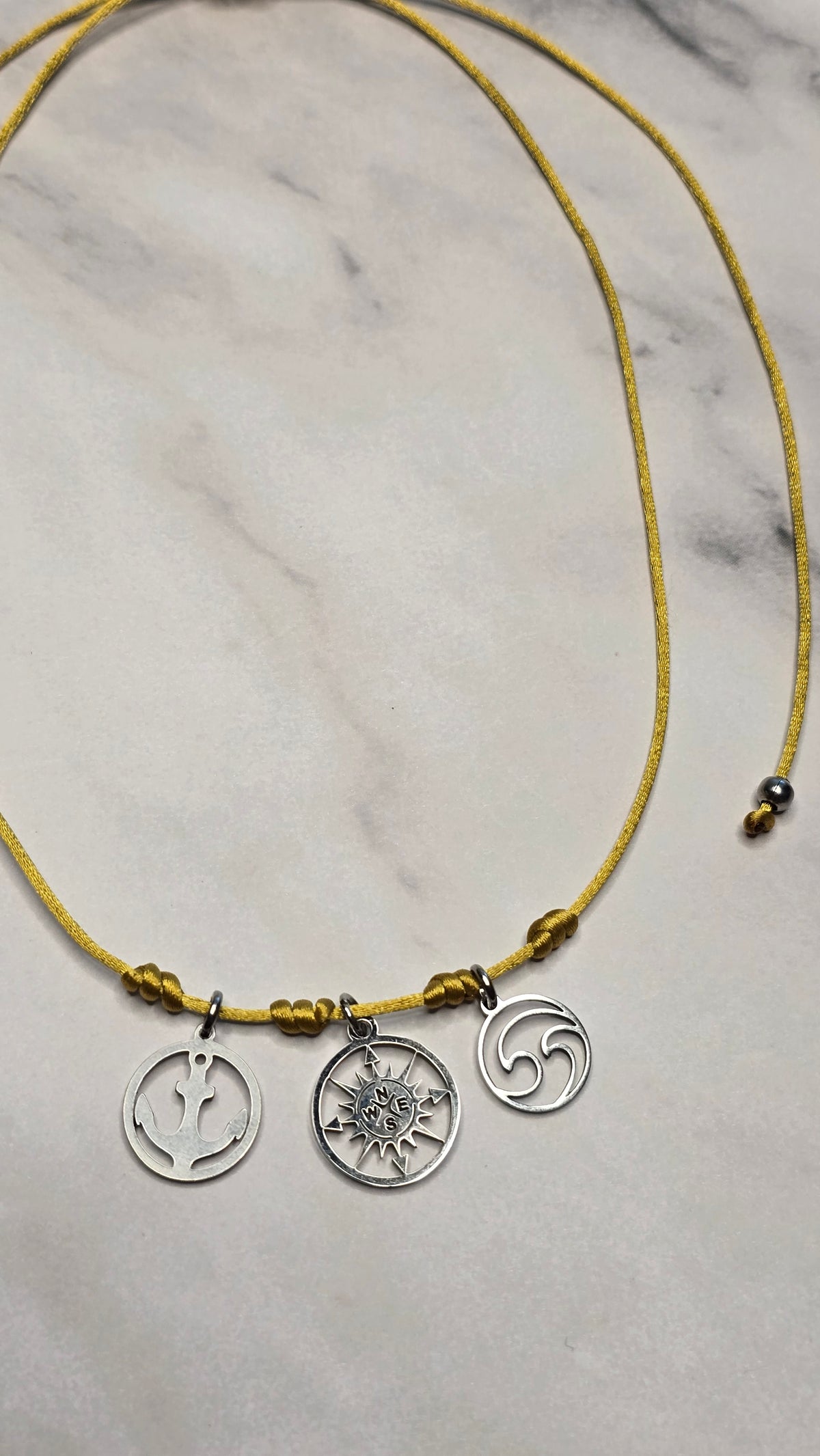 Compass Adjustable Choker
