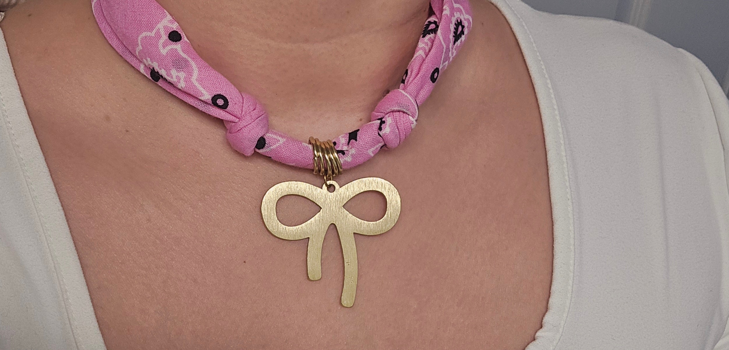 Bow vibes Bandana Necklace