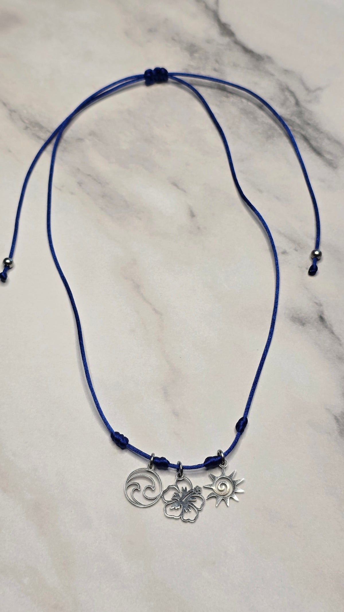 Waves Adjustable Choker